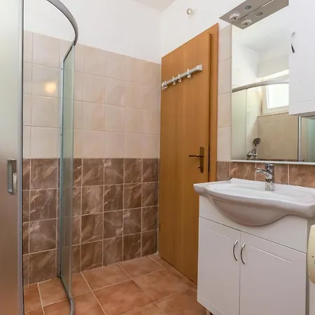 Arton Villa *